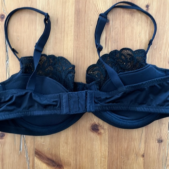 Victoria’s Secret Black Embroidery Bra, 36C - Picture 3 of 4